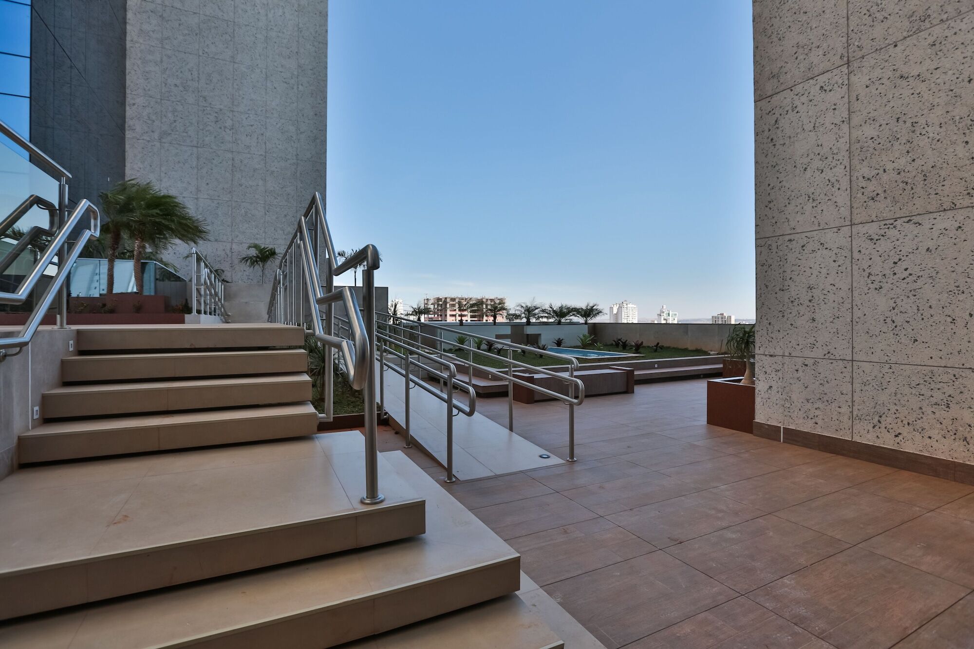 Transamerica Collection Goiania Luaran gambar Skyline Terrace